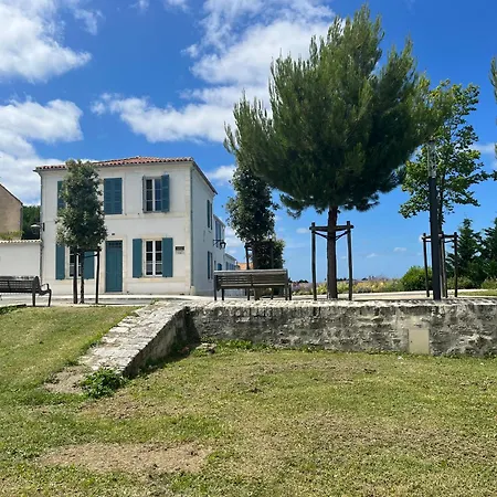 Maison Vue Sur Paisible Villa