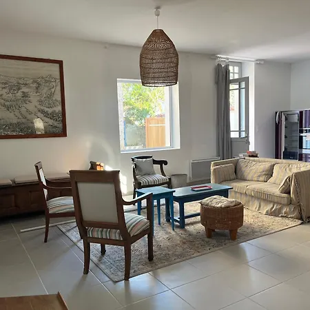 Maison Vue Sur Paisible Villa
